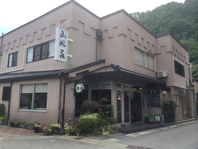 Sanpusou Ryokan Chikuma Bagian luar foto
